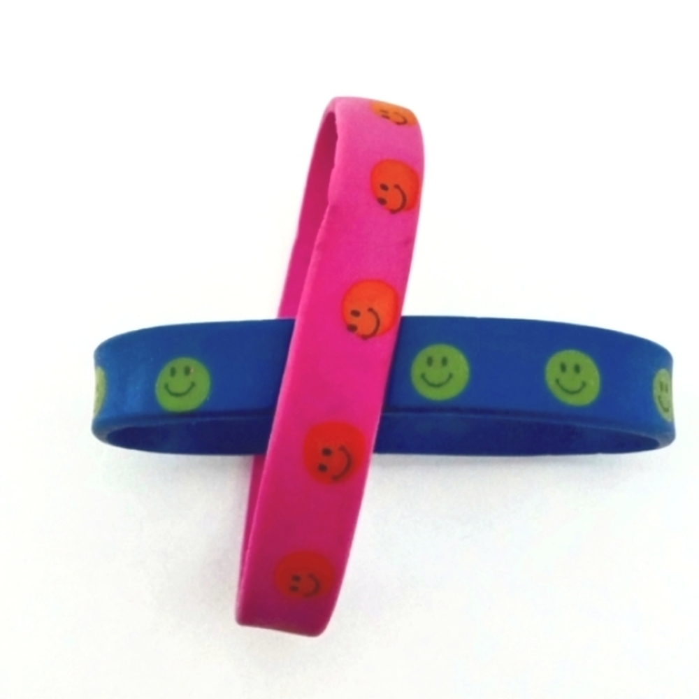 Free with any purchase: Colorful Smiley Face Emoji Bracelets - pink & blue